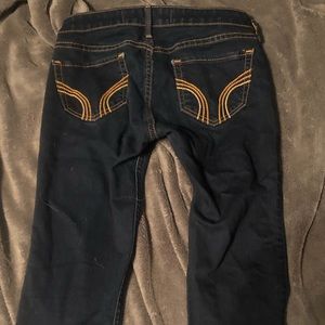 hollister dark wash skinny jeans